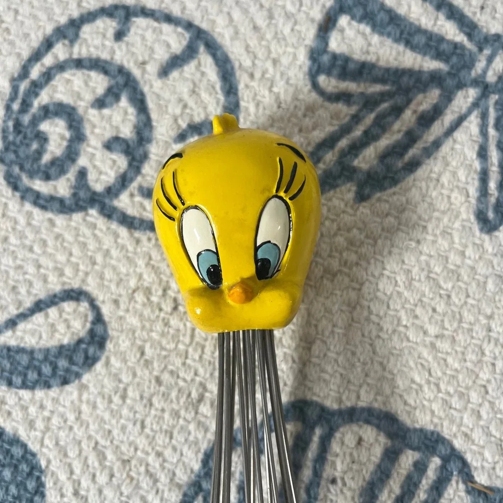 vintage 1990s Warner Bros Looney Tunes Tweety Bird Character Kitchen Whisk